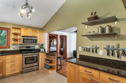 22 Prospect Ridge Road Holderness NH 03245