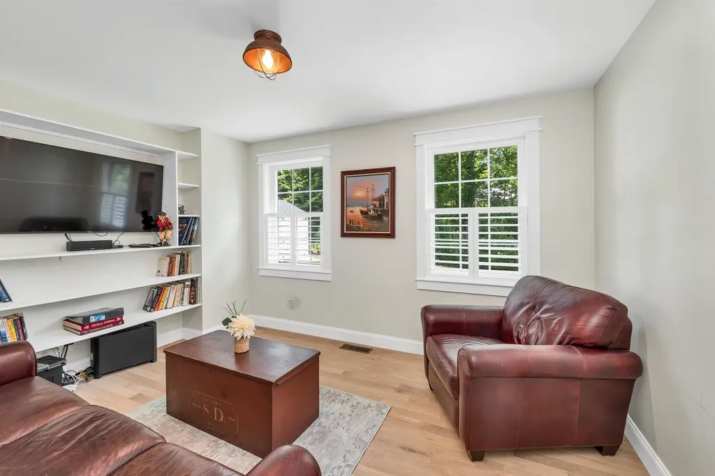 127 Forest Road Wolfeboro NH 03894