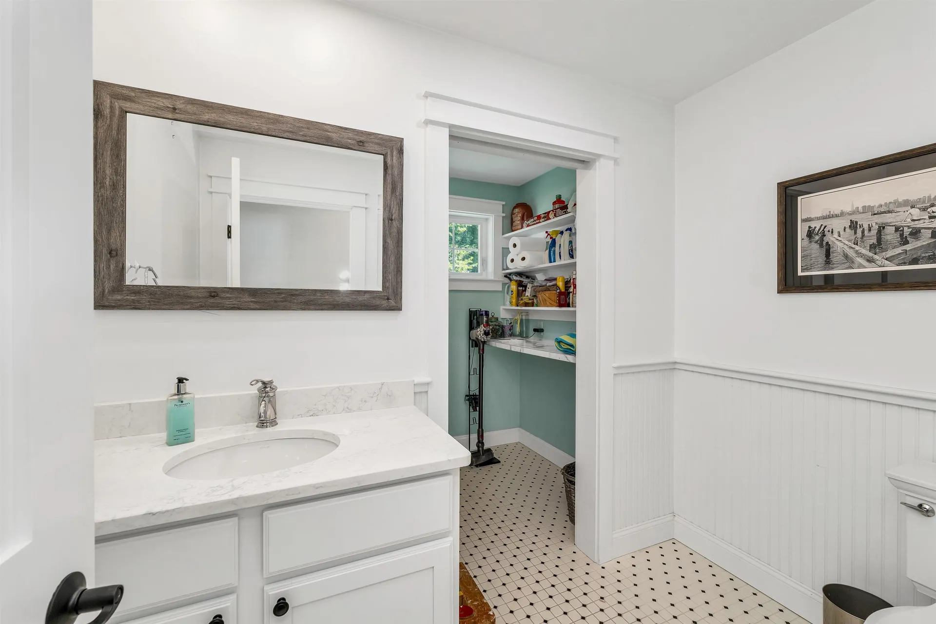 127 Forest Road Wolfeboro NH 03894