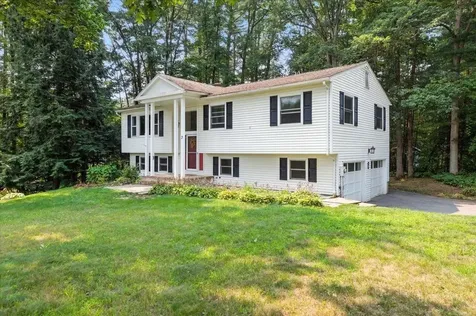 3 Greenbriar Drive Essex VT 05452