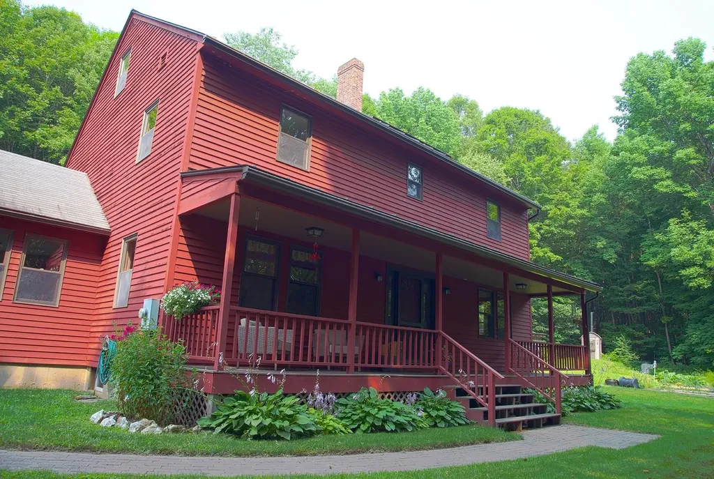 390 Zabarsky Road St. Johnsbury VT 05819