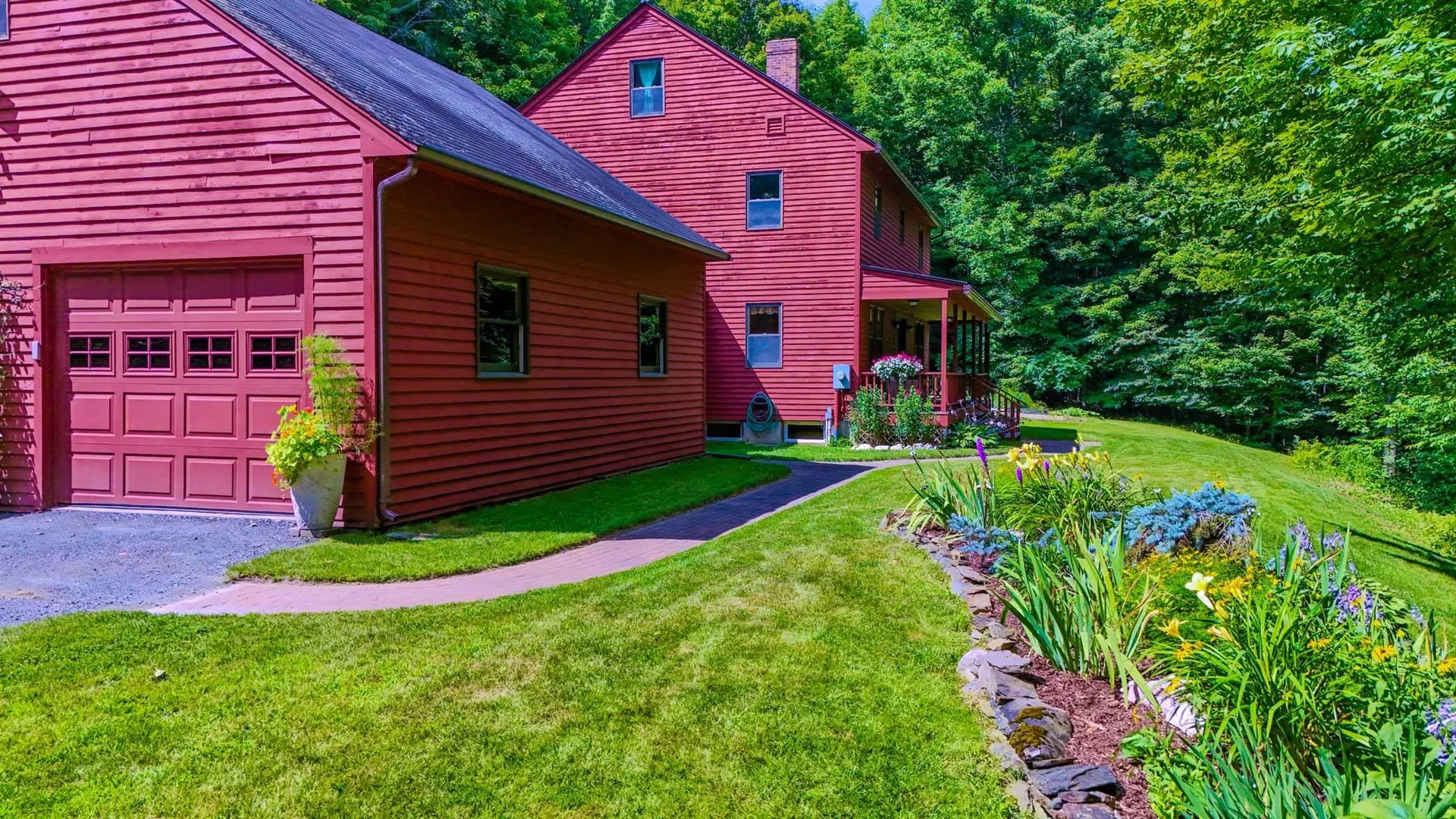 390 Zabarsky Road St. Johnsbury VT 05819