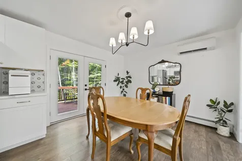 20 Hammond Road Deerfield NH 03037