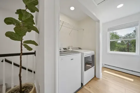 20 Hammond Road Deerfield NH 03037