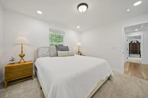 20 Hammond Road Deerfield NH 03037