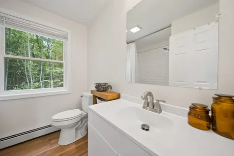 20 Hammond Road Deerfield NH 03037