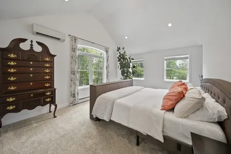 20 Hammond Road Deerfield NH 03037