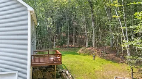 20 Hammond Road Deerfield NH 03037