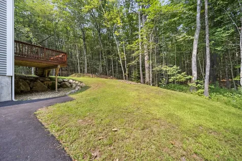 20 Hammond Road Deerfield NH 03037