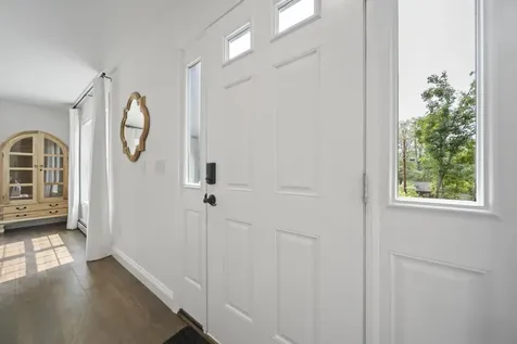 20 Hammond Road Deerfield NH 03037