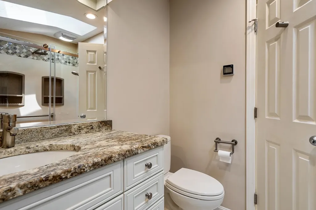 9 Pope Circle Nashua NH 03063