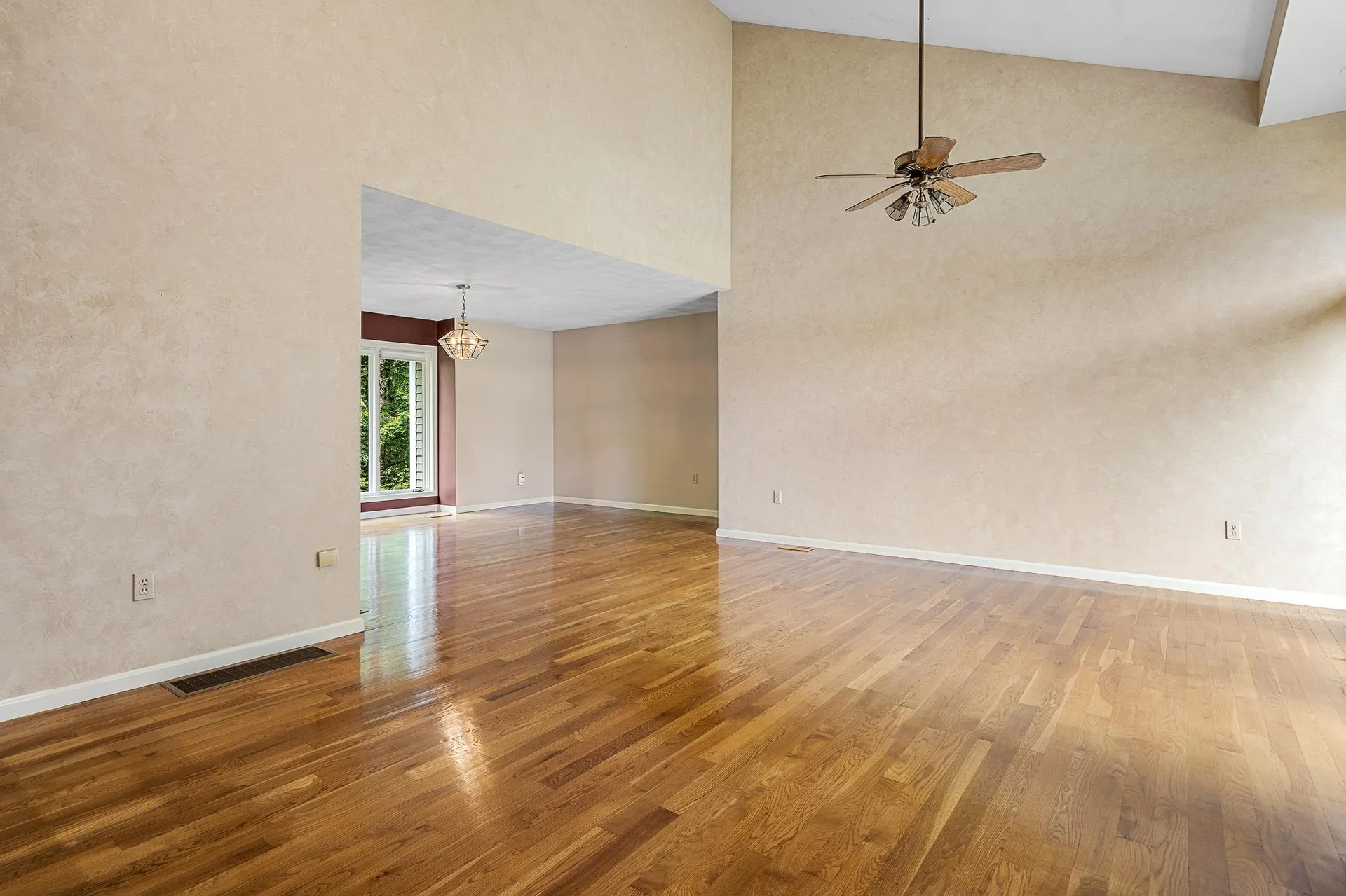 9 Pope Circle Nashua NH 03063