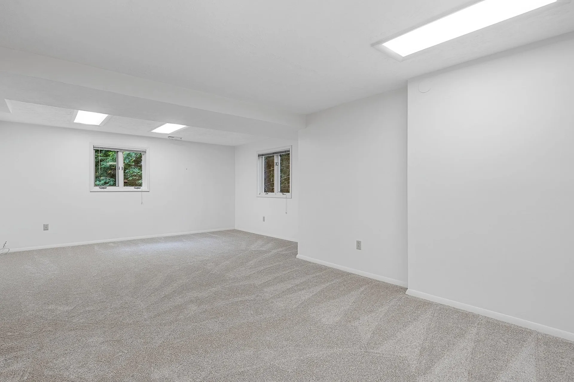 9 Pope Circle Nashua NH 03063