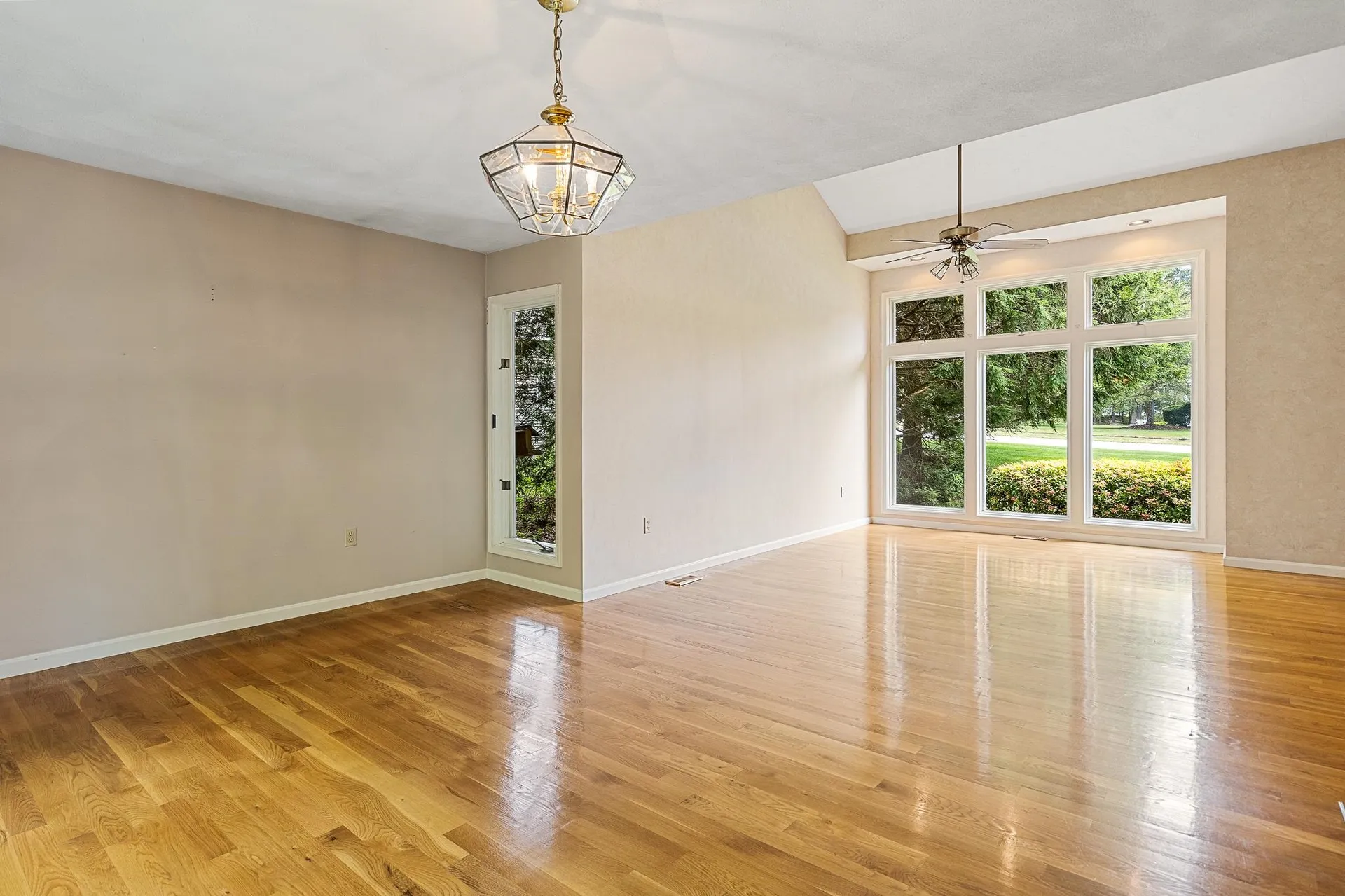 9 Pope Circle Nashua NH 03063