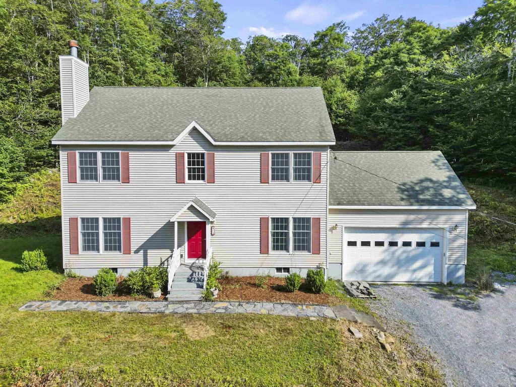 64 Bergblume Circle Stamford VT 05352