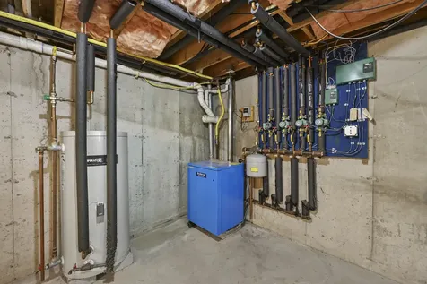 64 Bergblume Circle Stamford VT 05352