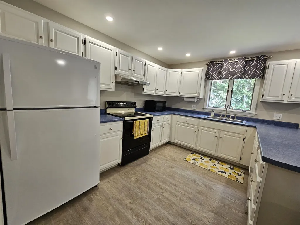 165 Fernwood Circle Newport City VT 05855