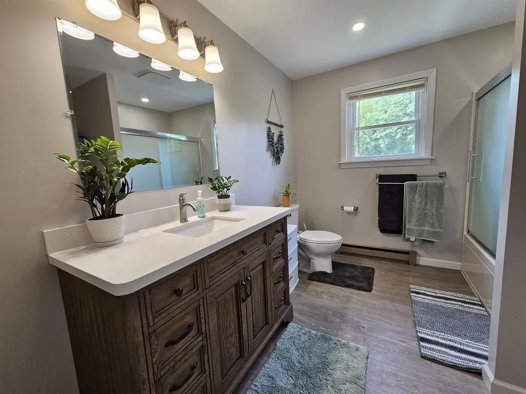 165 Fernwood Circle Newport City VT 05855