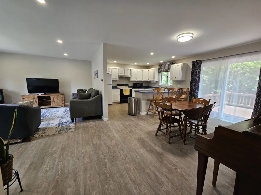 165 Fernwood Circle Newport City VT 05855