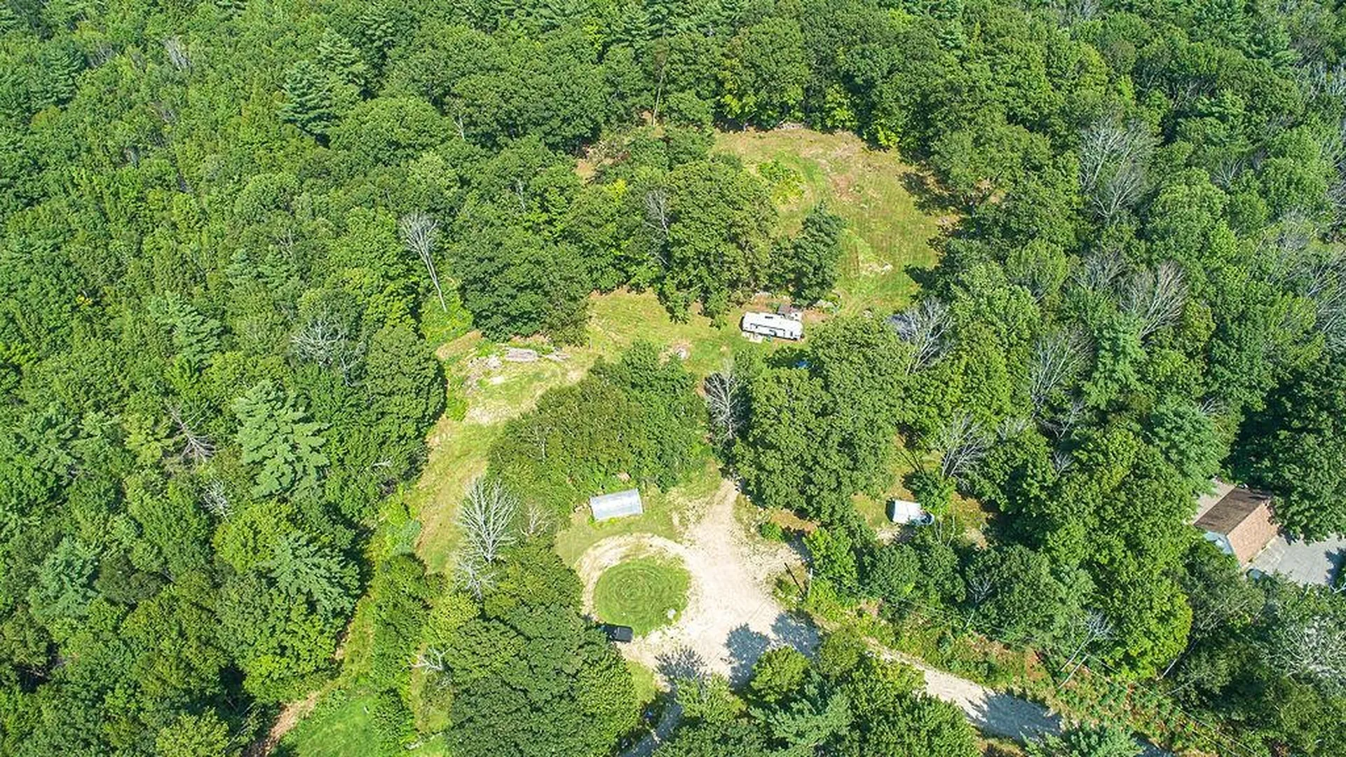 153 Mooseview Drive Brookfield NH 03872