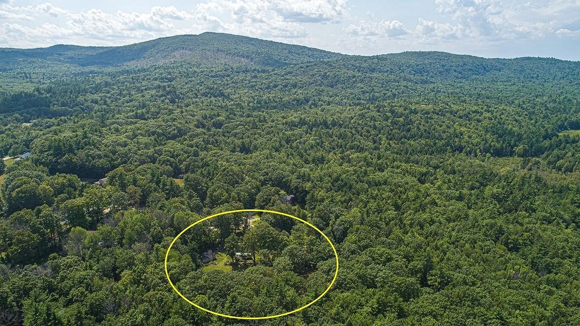 153 Mooseview Drive Brookfield NH 03872