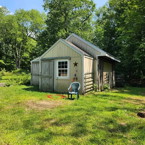 153 Mooseview Drive Brookfield NH 03872