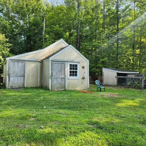 153 Mooseview Drive Brookfield NH 03872