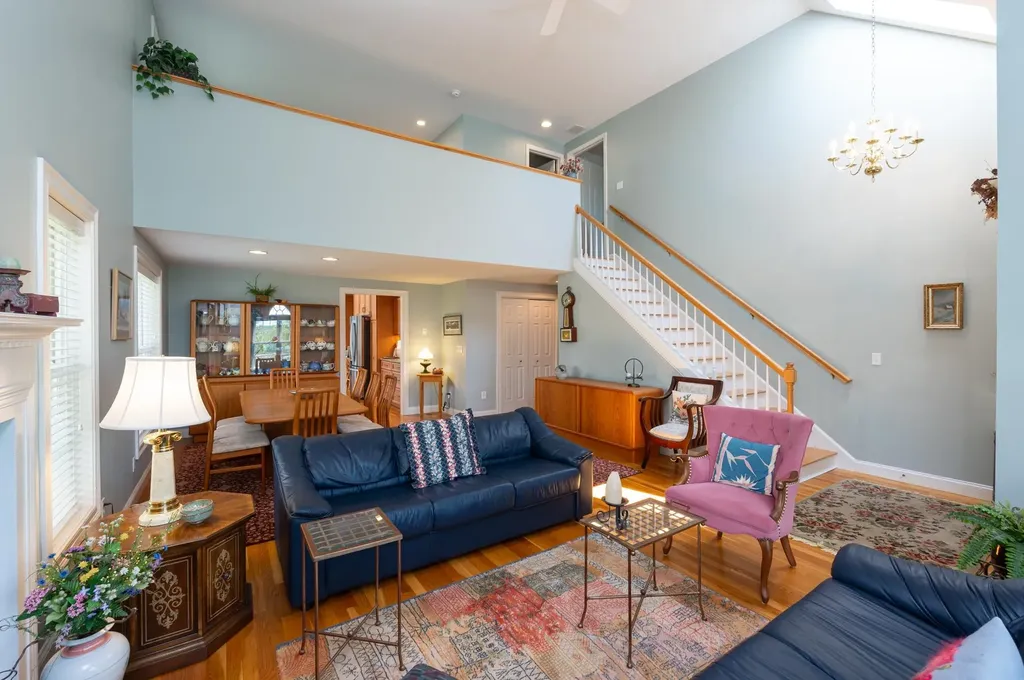 100 Hampton Meadows Hampton NH 03842