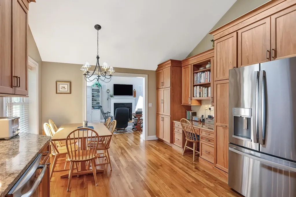 100 Hampton Meadows Hampton NH 03842