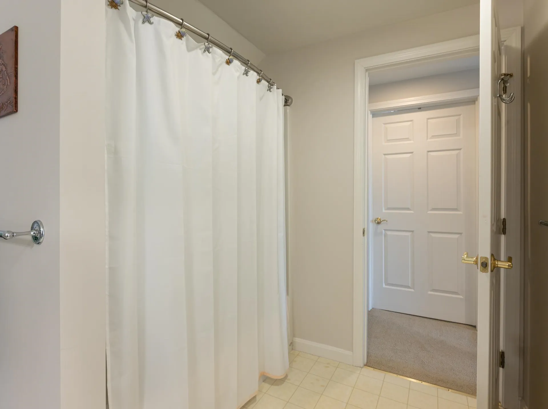 100 Hampton Meadows Hampton NH 03842