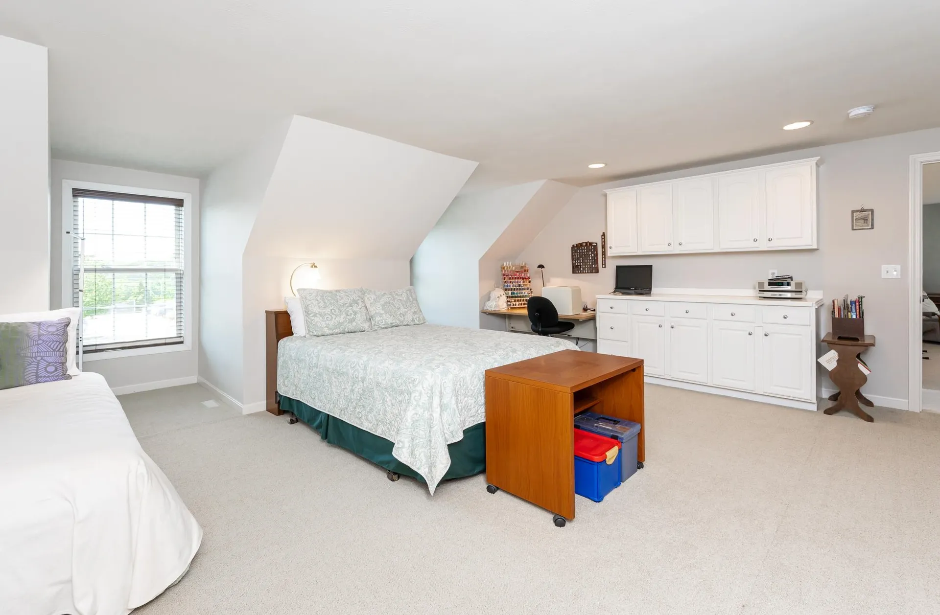 100 Hampton Meadows Hampton NH 03842