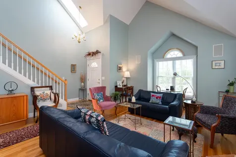 100 Hampton Meadows Hampton NH 03842