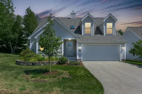 100 Hampton Meadows Hampton NH 03842