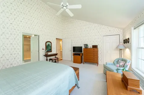 100 Hampton Meadows Hampton NH 03842