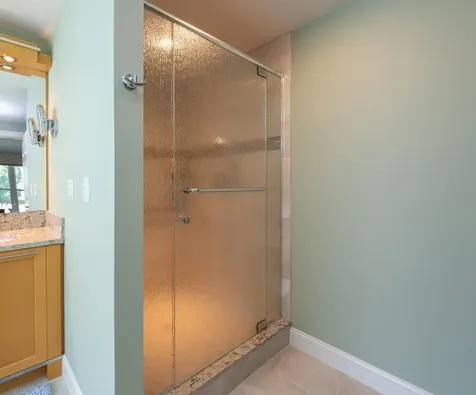 100 Hampton Meadows Hampton NH 03842