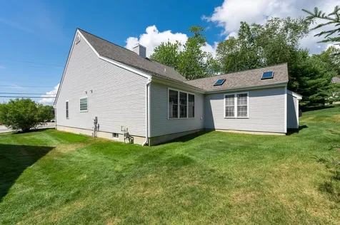 100 Hampton Meadows Hampton NH 03842