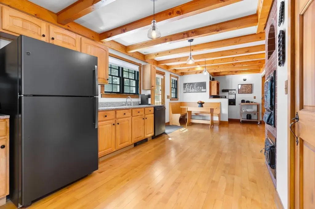 2464 Spaulding Road St. Johnsbury VT 05819