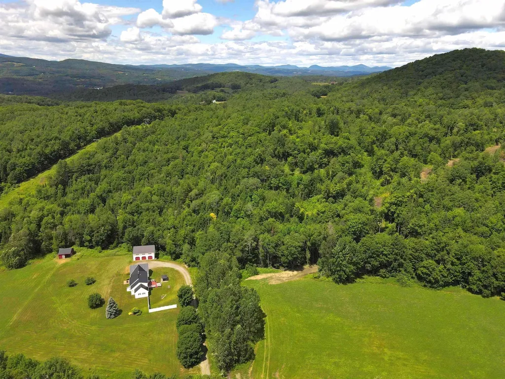 2464 Spaulding Road St. Johnsbury VT 05819