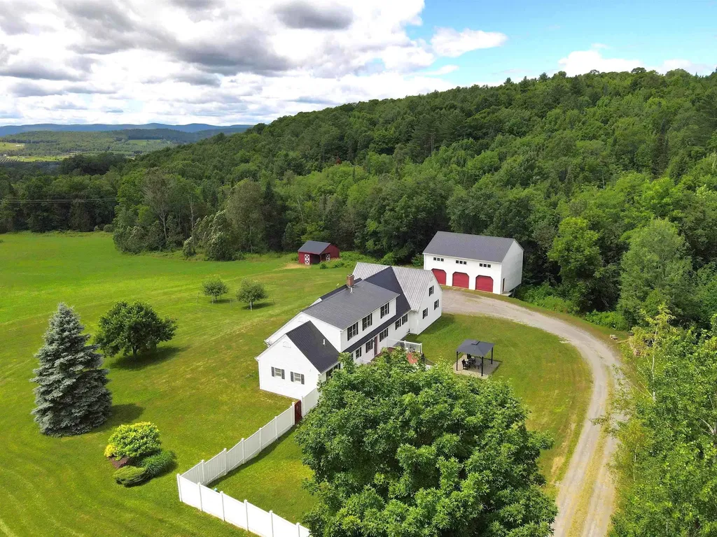 2464 Spaulding Road St. Johnsbury VT 05819