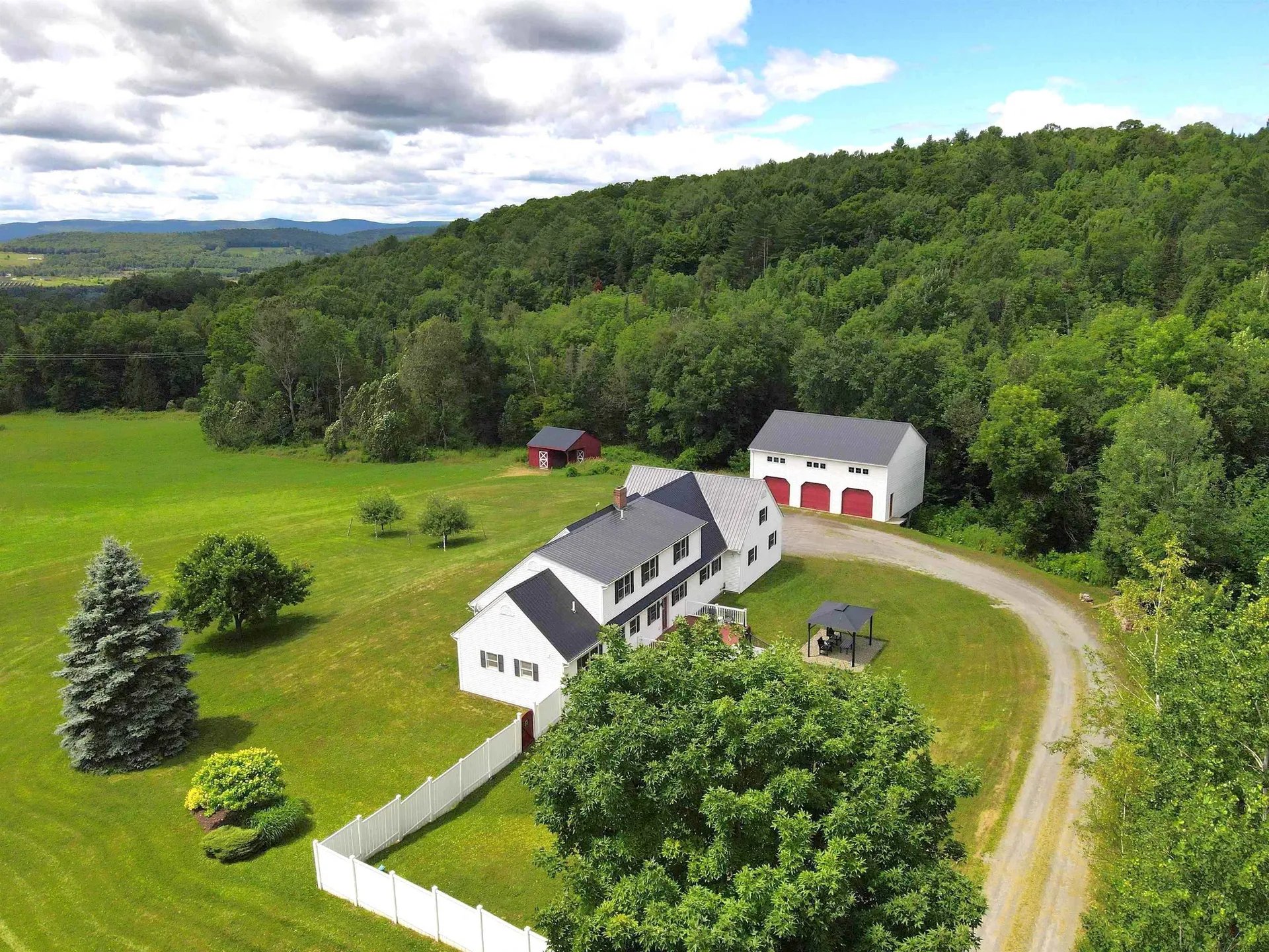 2464 Spaulding Road St. Johnsbury VT 05819