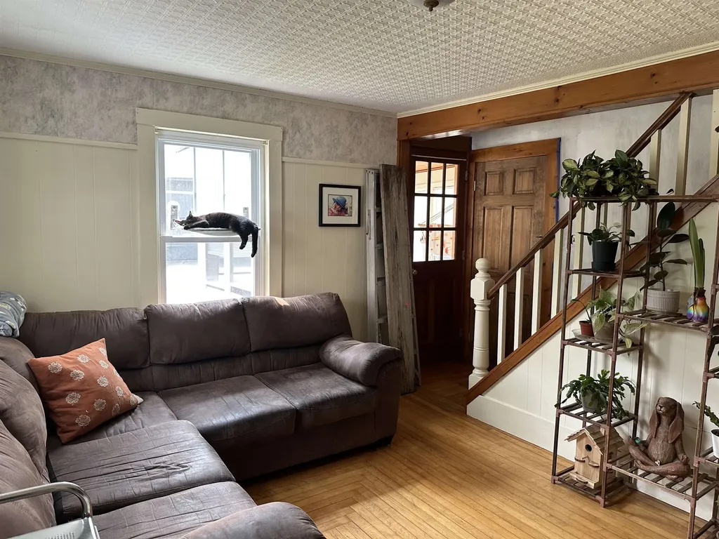 14 Knowlton Street Marlborough NH 03455