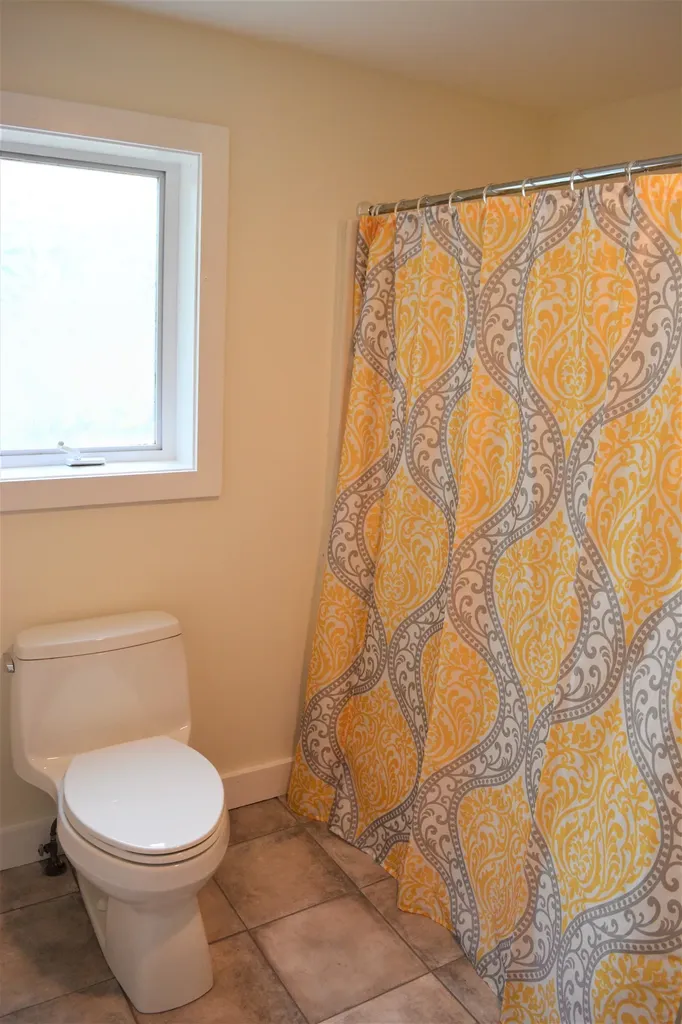 62 Lower Main Street Sunapee NH 03782