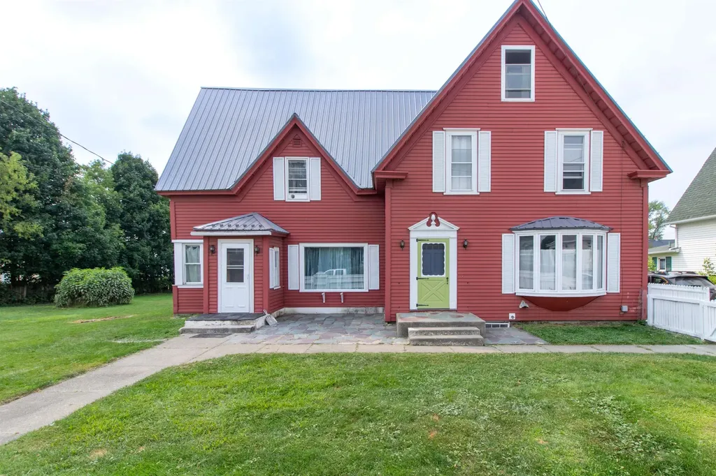 46 Autumn Street Newport City VT 05855