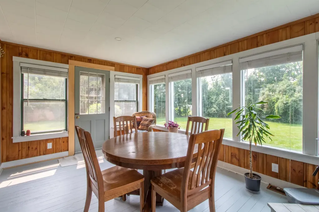 46 Autumn Street Newport City VT 05855