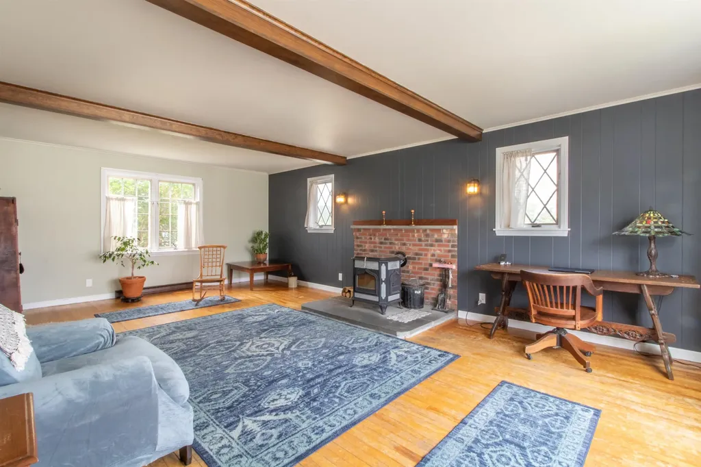 46 Autumn Street Newport City VT 05855