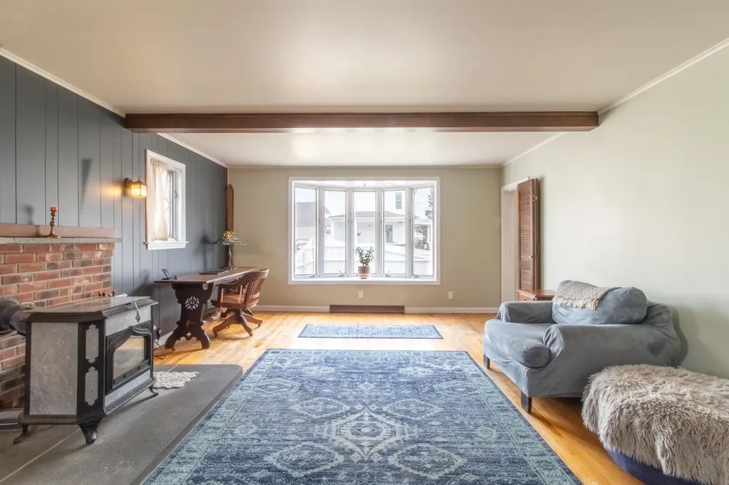 46 Autumn Street Newport City VT 05855