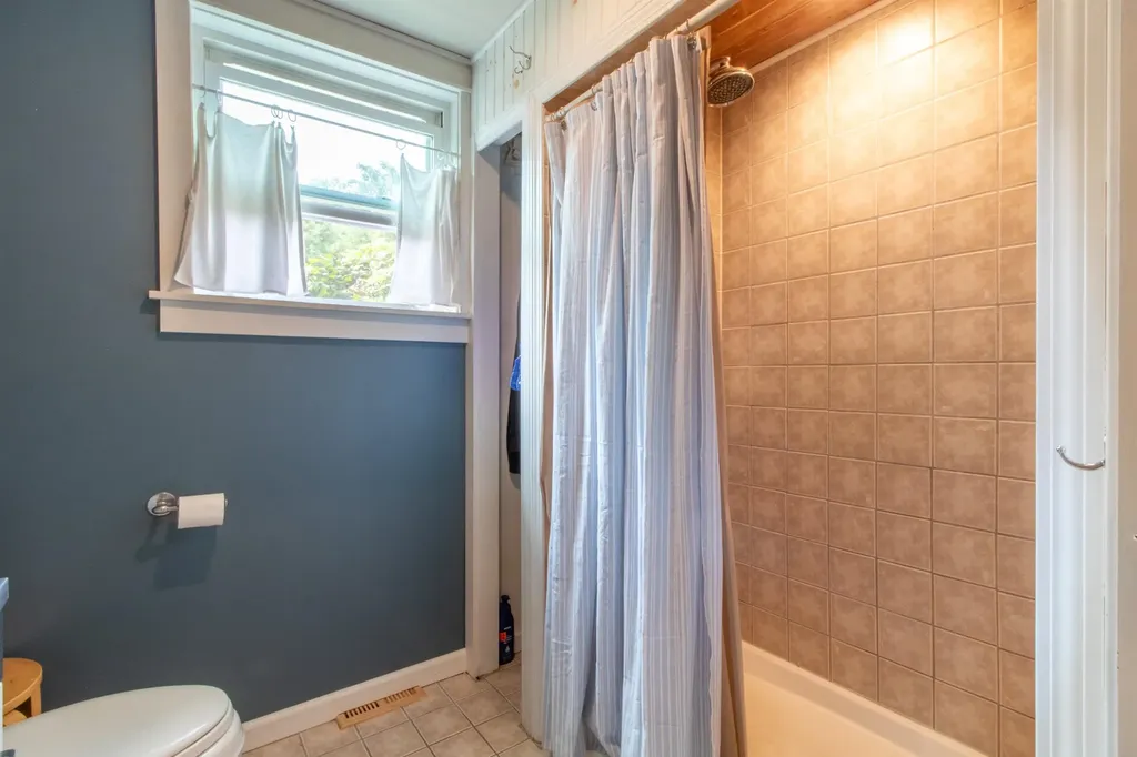 46 Autumn Street Newport City VT 05855