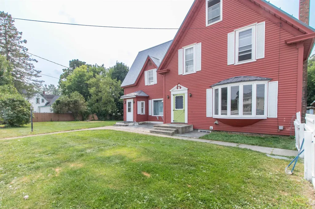 46 Autumn Street Newport City VT 05855