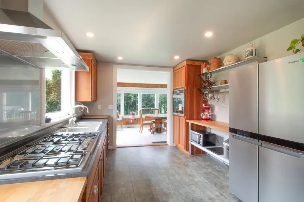 46 Autumn Street Newport City VT 05855