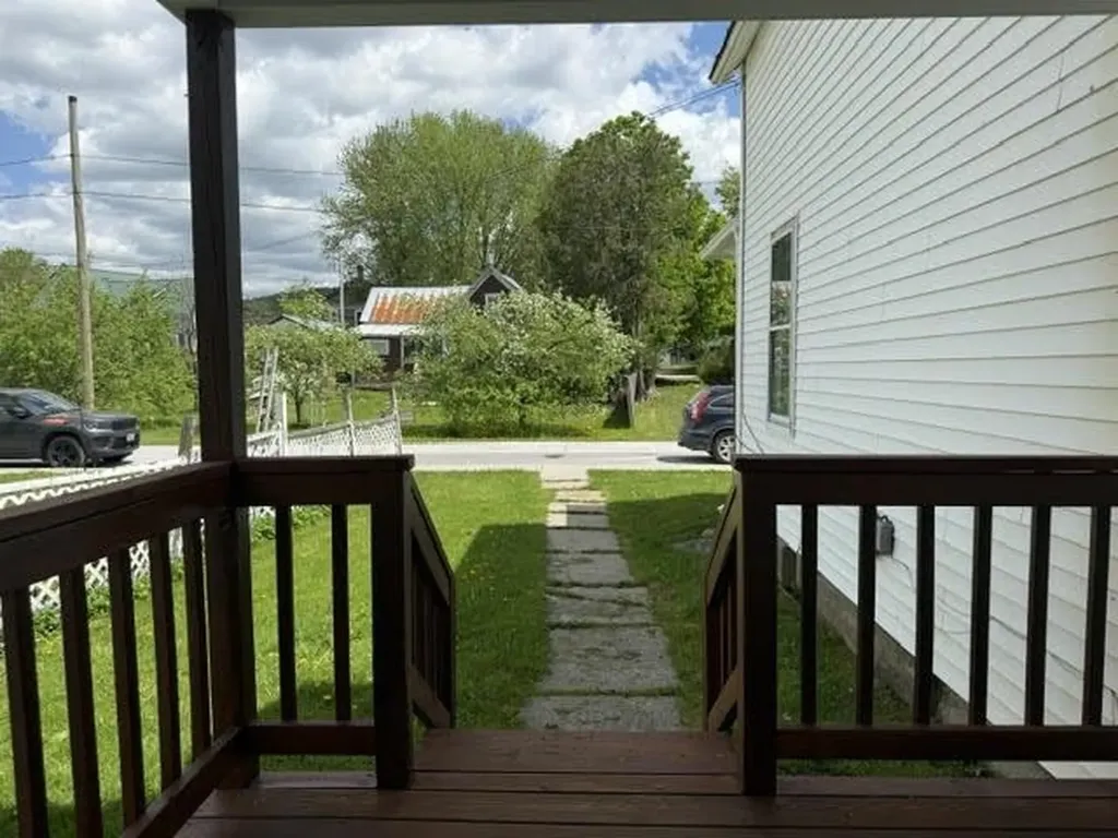 28 Hamilton Place Richford VT 05457